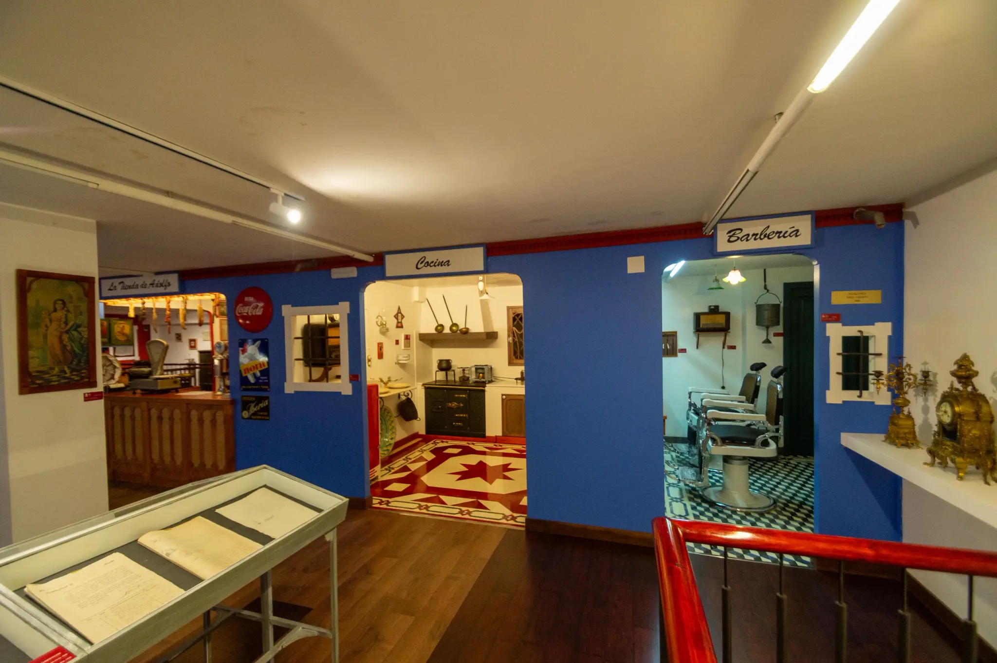 Traditionelle Handels- und Transportausstellungen im Antonio Paredes Museum, Ansicht 5