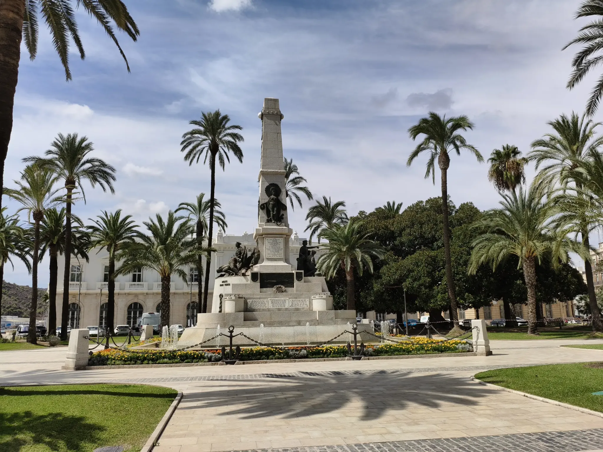 Monument aux héros de Cavite à Carthagène