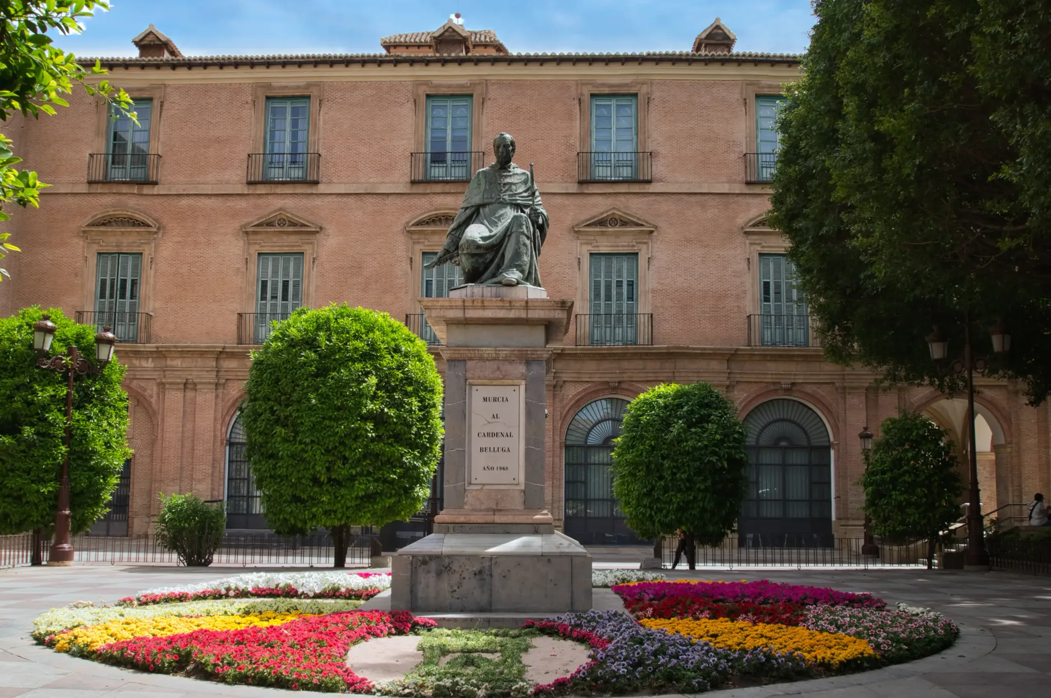 Cardinal Belluga monument and gardens in the Glorieta de España