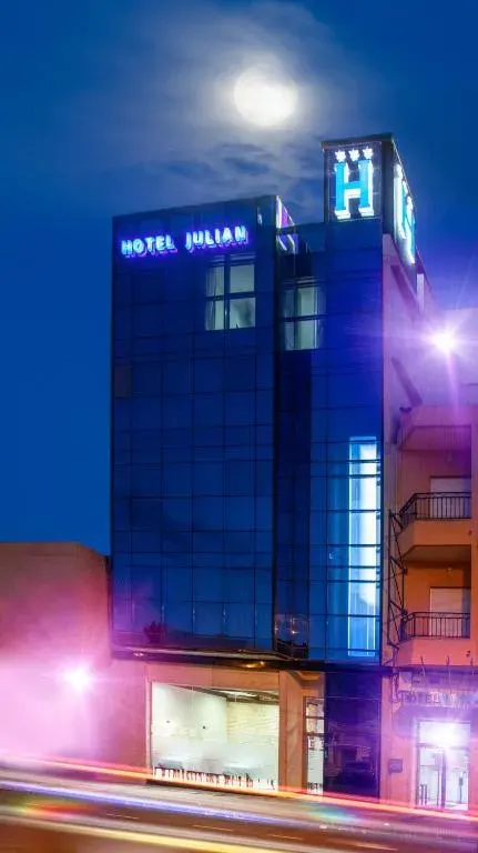 Hotel Julián accommodation