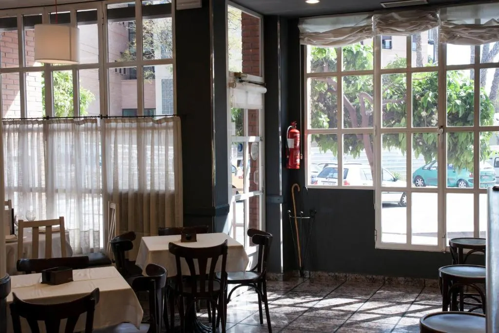 Restaurantgedeelte van Hotel Los Bartolos in Alhama de Murcia
