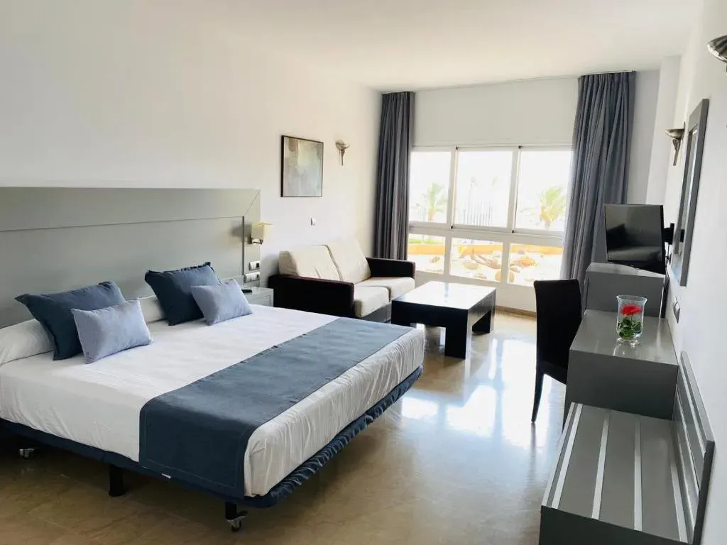 Senator Águilas accommodation