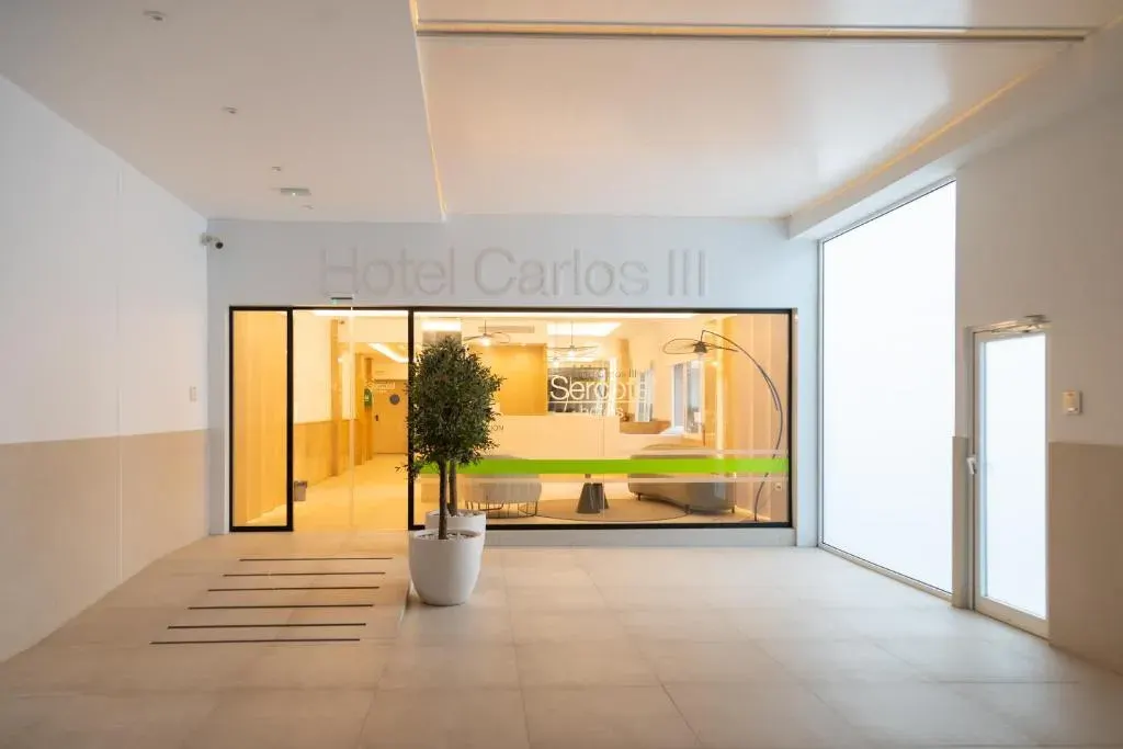 Hébergement Sercotel Carlos III